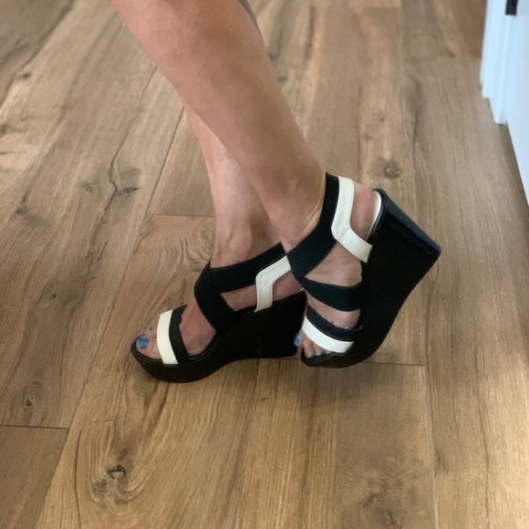 CHARLES by Charles David - Black & White Wedge Sandals - Picture 1 of 10